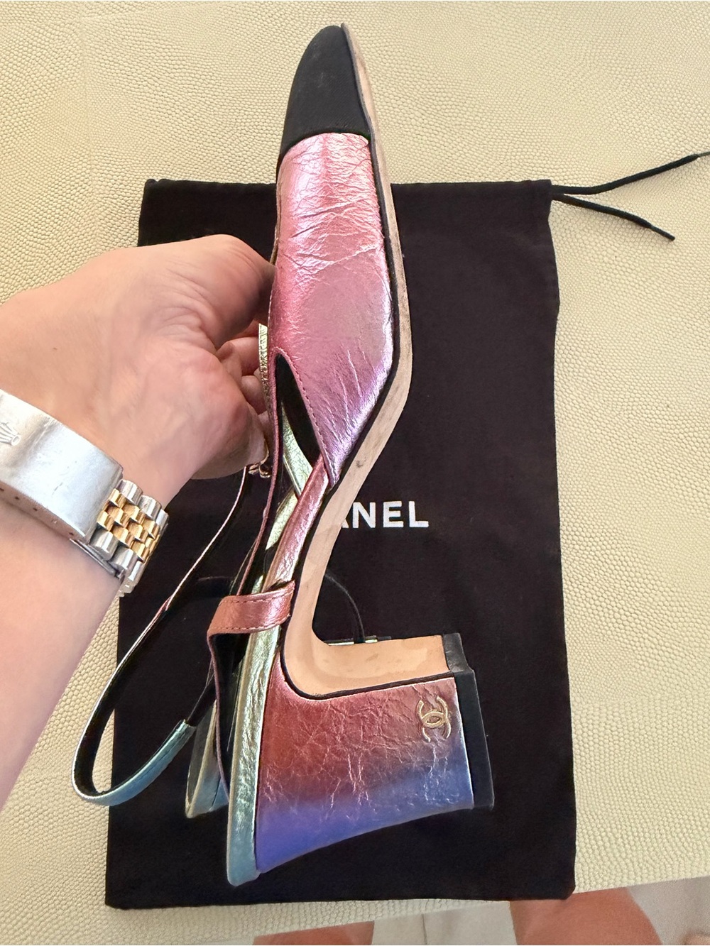 CHANEL Iridescent Pink-Green Slingback Flats with Black Cap Toe super COOL RARE - Picture 4 of 5